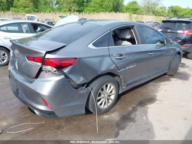 Photo 3 VIN: 5NPE24AF0KH801107 - HYUNDAI SONATA 