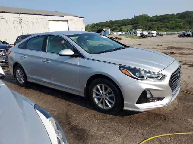 Photo 3 VIN: 5NPE24AF0KH808560 - HYUNDAI SONATA SE 