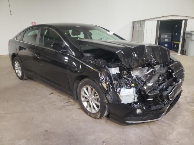 Photo 0 VIN: 5NPE24AF0KH811510 - HYUNDAI SONATA SE 