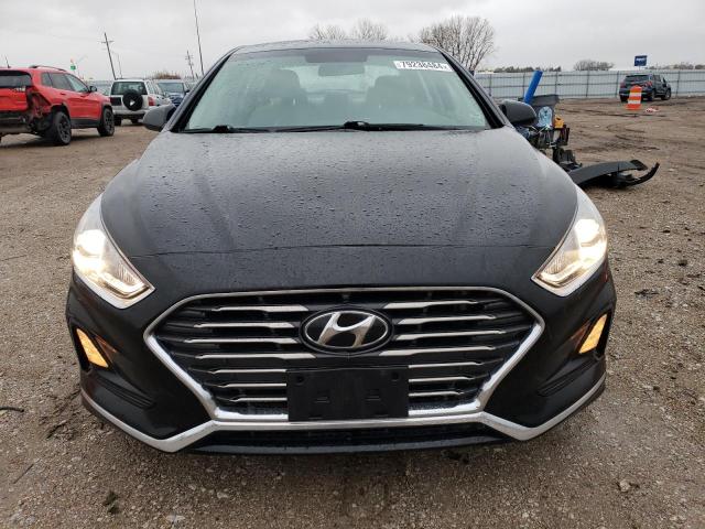 Photo 4 VIN: 5NPE24AF0KH817825 - HYUNDAI SONATA SE 