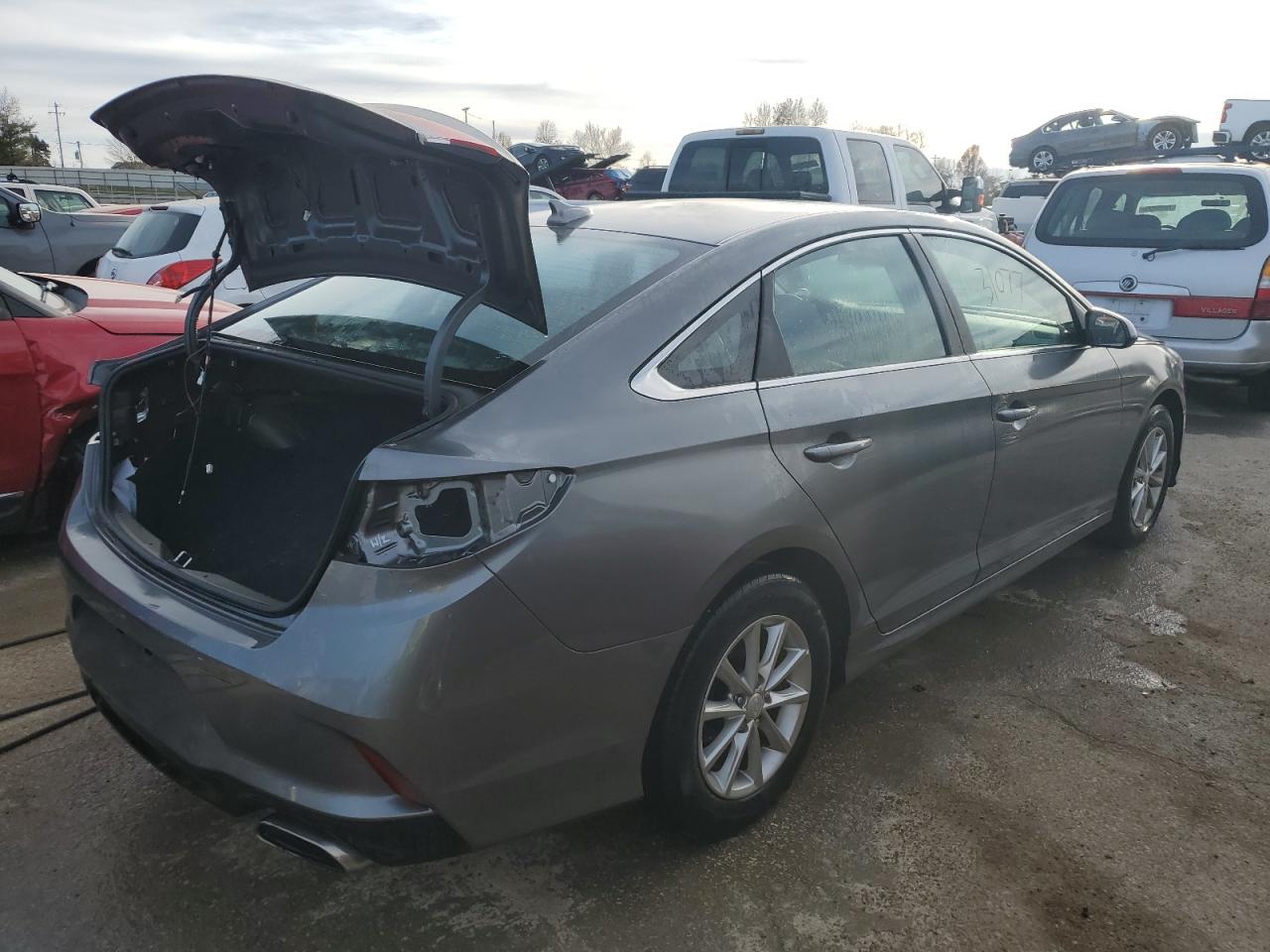 Photo 2 VIN: 5NPE24AF0KH817940 - HYUNDAI SONATA 