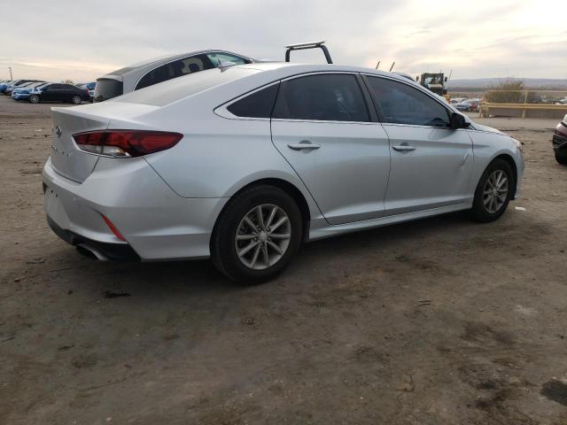 Photo 2 VIN: 5NPE24AF0KH820434 - HYUNDAI SONATA SE 