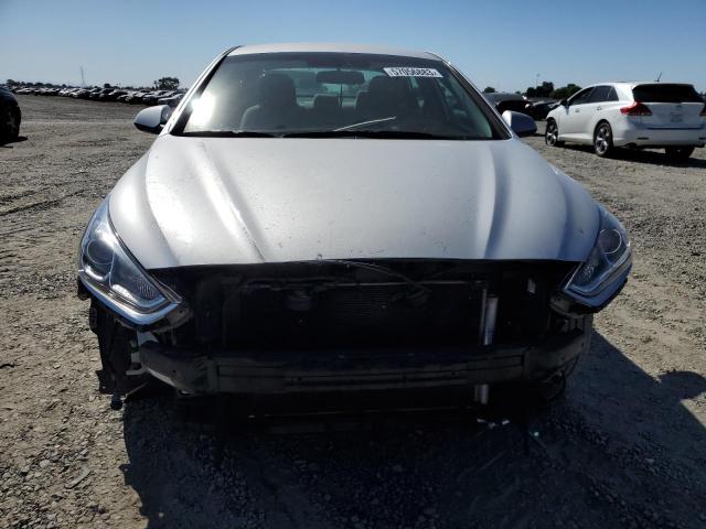 Photo 4 VIN: 5NPE24AF0KH821728 - HYUNDAI SONATA SE 