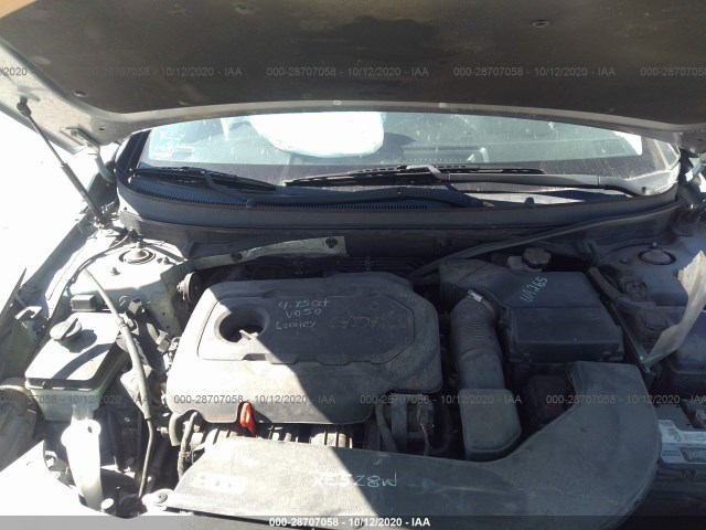 Photo 9 VIN: 5NPE24AF1FH005200 - HYUNDAI SONATA 