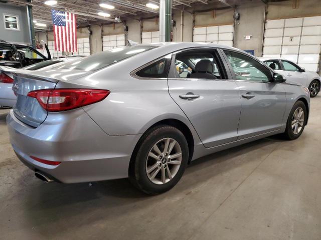 Photo 2 VIN: 5NPE24AF1FH005942 - HYUNDAI SONATA SE 