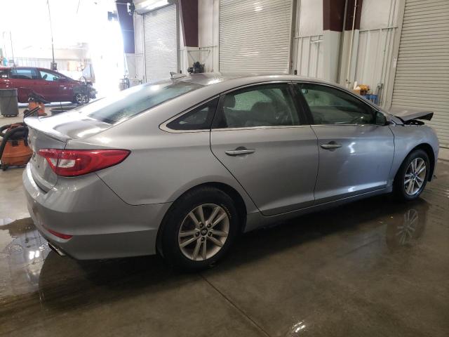 Photo 2 VIN: 5NPE24AF1FH007562 - HYUNDAI SONATA SE 