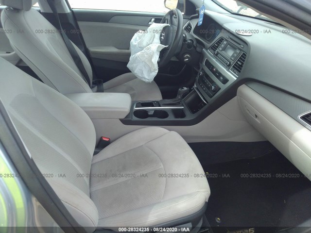 Photo 4 VIN: 5NPE24AF1FH008727 - HYUNDAI SONATA 