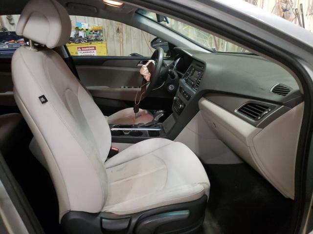 Photo 4 VIN: 5NPE24AF1FH068183 - HYUNDAI SONATA SE 