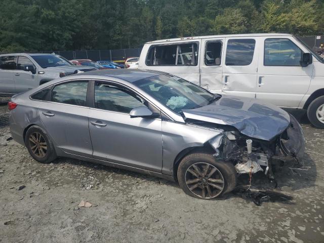 Photo 3 VIN: 5NPE24AF1FH079667 - HYUNDAI SONATA SE 