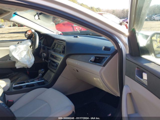 Photo 4 VIN: 5NPE24AF1FH105698 - HYUNDAI SONATA 