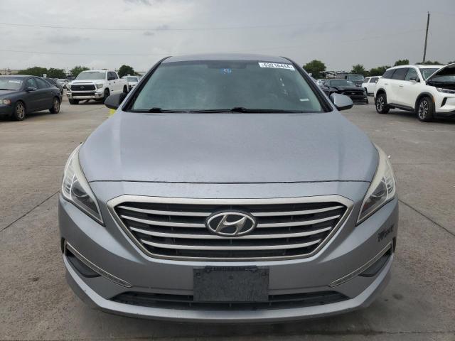 Photo 4 VIN: 5NPE24AF1FH126874 - HYUNDAI SONATA SE 