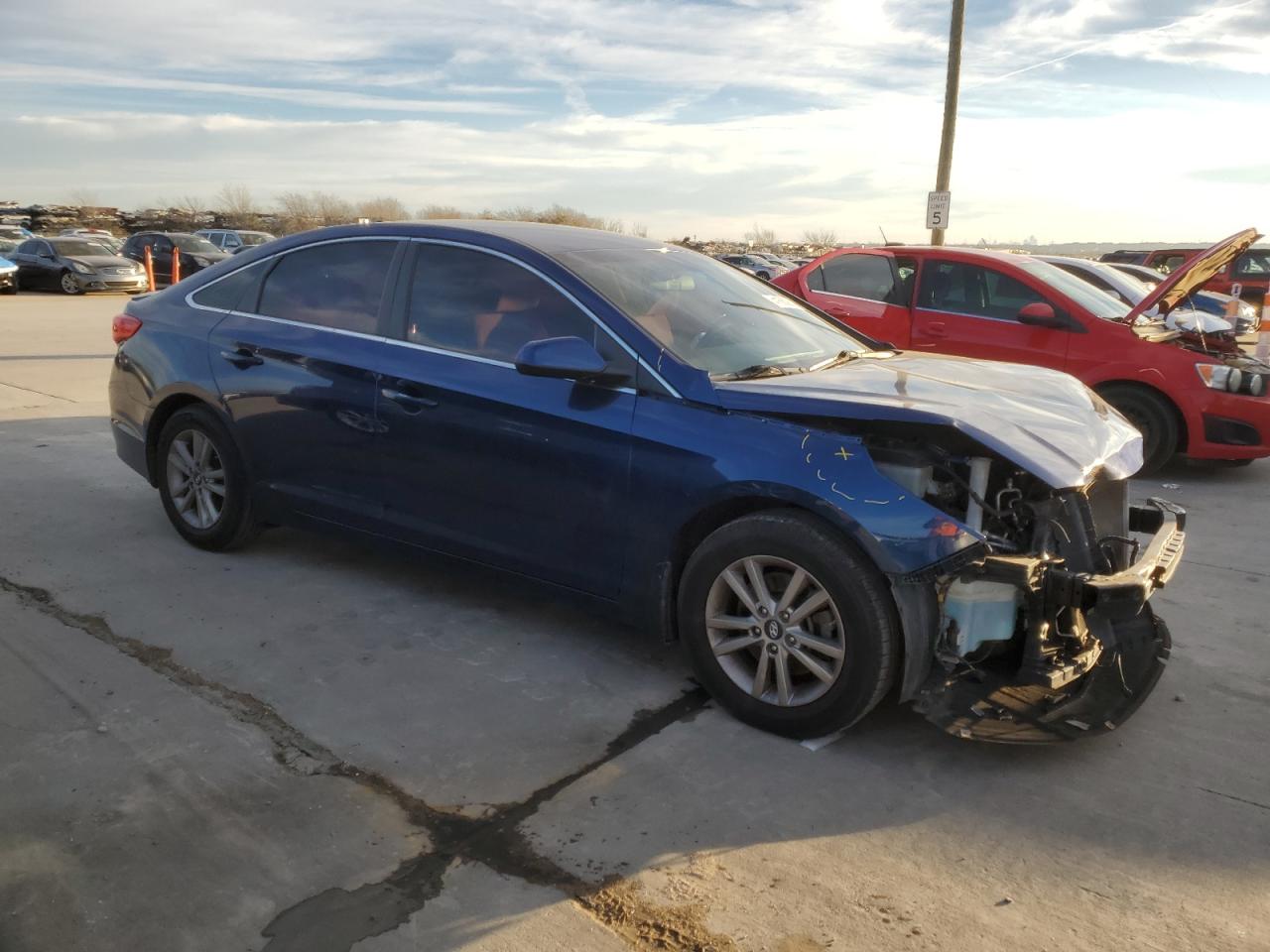 Photo 3 VIN: 5NPE24AF1FH143691 - HYUNDAI SONATA 