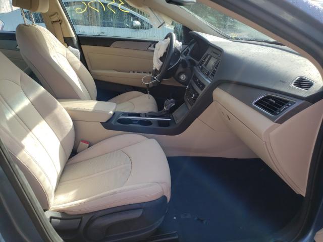 Photo 4 VIN: 5NPE24AF1FH168610 - HYUNDAI SONATA SE 