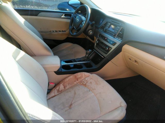 Photo 4 VIN: 5NPE24AF1FH177999 - HYUNDAI SONATA 