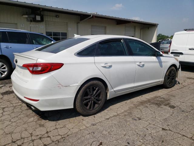 Photo 2 VIN: 5NPE24AF1FH179915 - HYUNDAI SONATA SE 