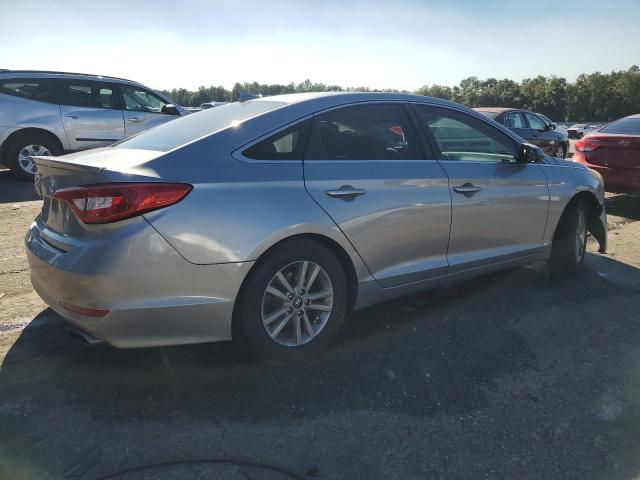 Photo 2 VIN: 5NPE24AF1FH189408 - HYUNDAI SONATA SE 