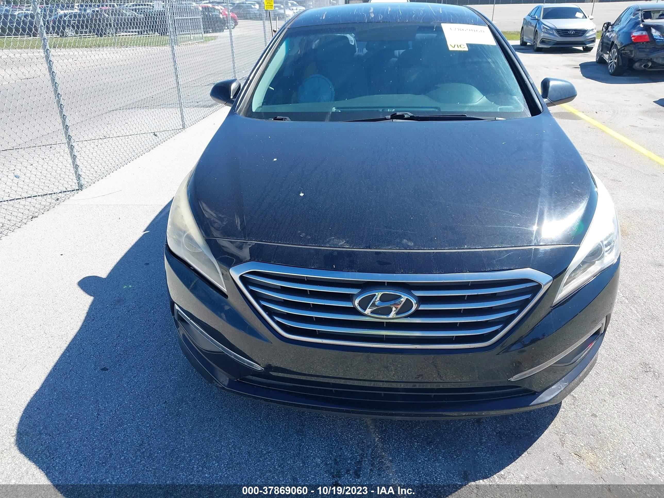 Photo 11 VIN: 5NPE24AF1FH200374 - HYUNDAI SONATA 