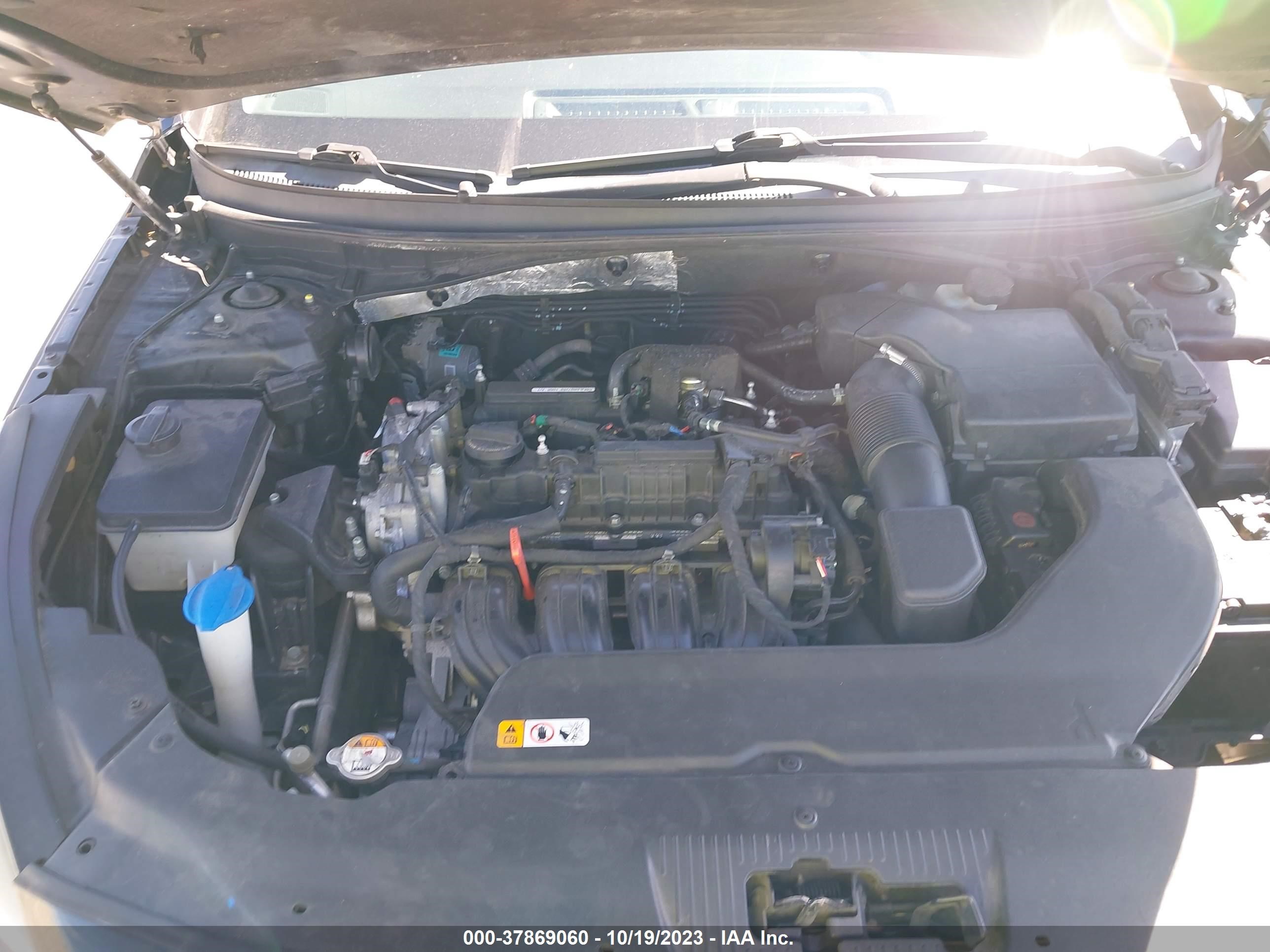 Photo 9 VIN: 5NPE24AF1FH200374 - HYUNDAI SONATA 