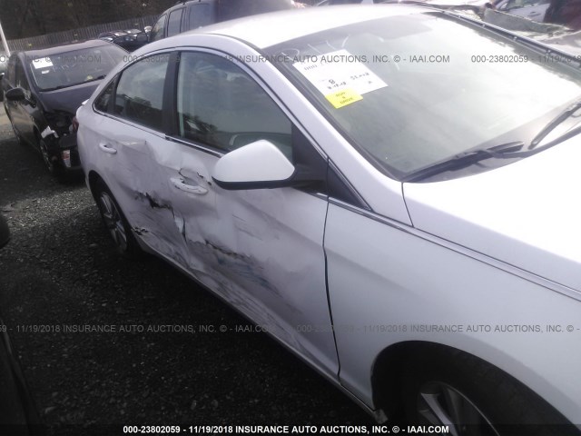 Photo 5 VIN: 5NPE24AF1FH211178 - HYUNDAI SONATA 