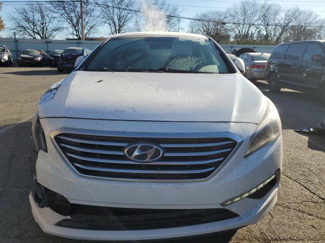 Photo 4 VIN: 5NPE24AF1FH224979 - HYUNDAI SONATA SE 