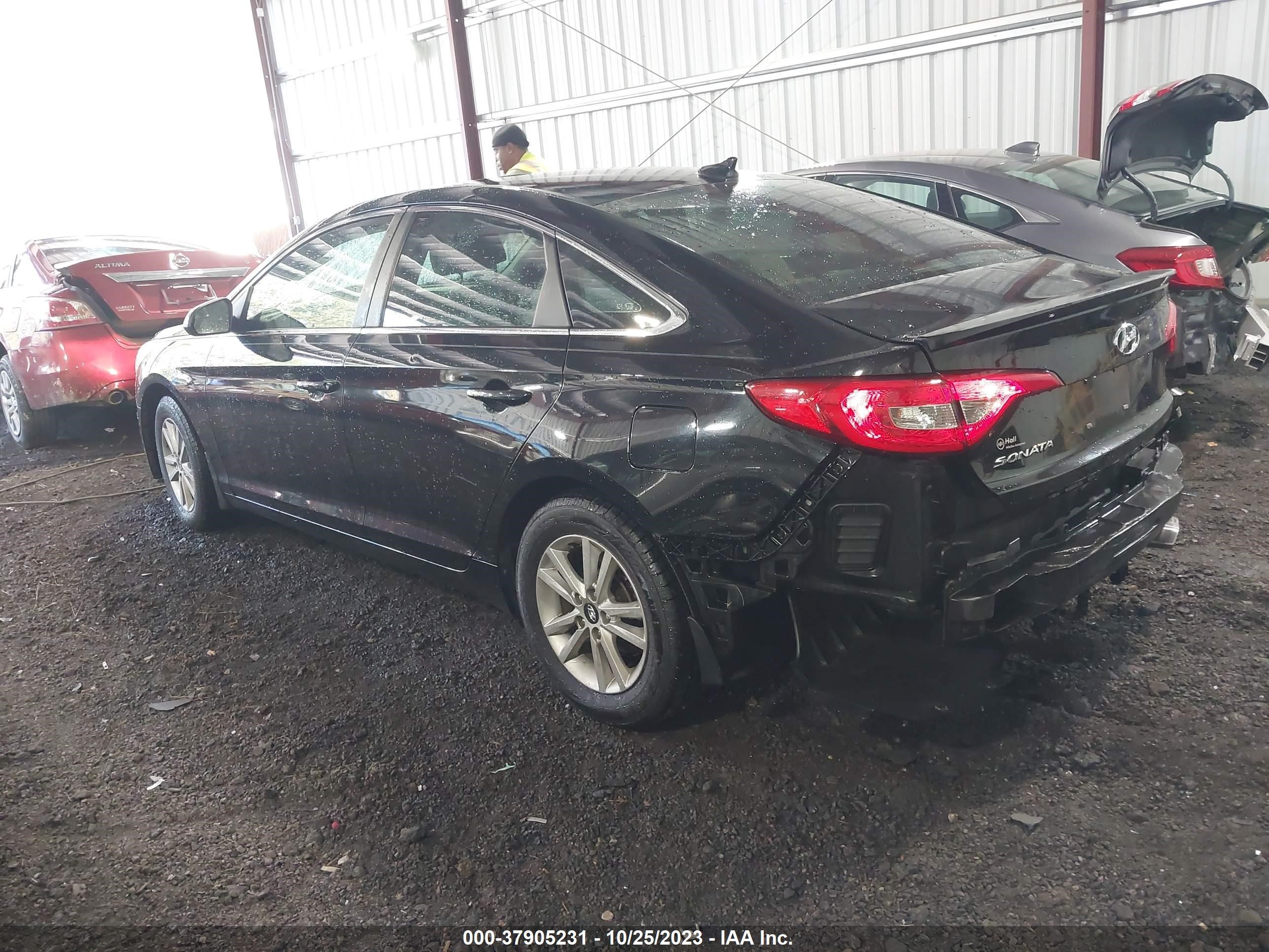 Photo 2 VIN: 5NPE24AF1FH225825 - HYUNDAI SONATA 