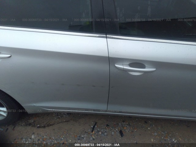 Photo 5 VIN: 5NPE24AF1FH251731 - HYUNDAI SONATA 