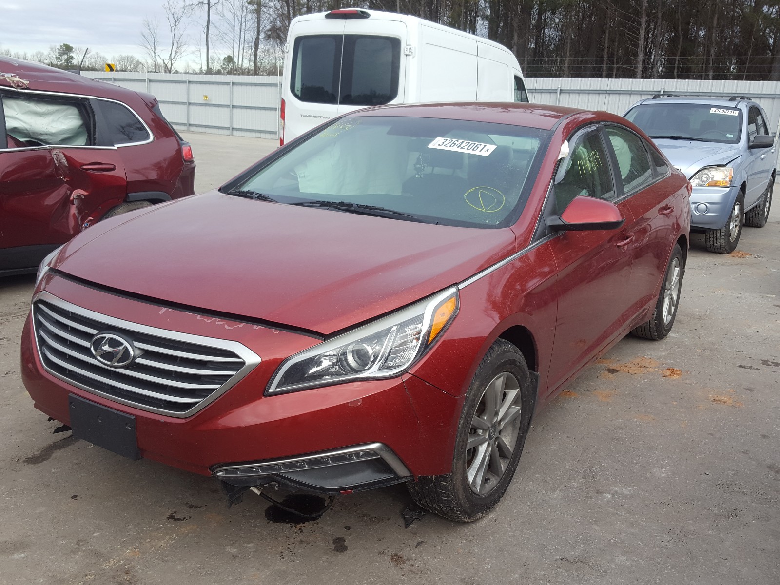 Photo 1 VIN: 5NPE24AF1FH258825 - HYUNDAI SONATA SE 