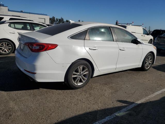 Photo 2 VIN: 5NPE24AF1GH260592 - HYUNDAI SONATA SE 