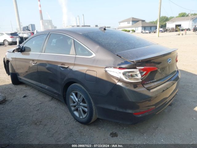 Photo 2 VIN: 5NPE24AF1GH261077 - HYUNDAI SONATA 