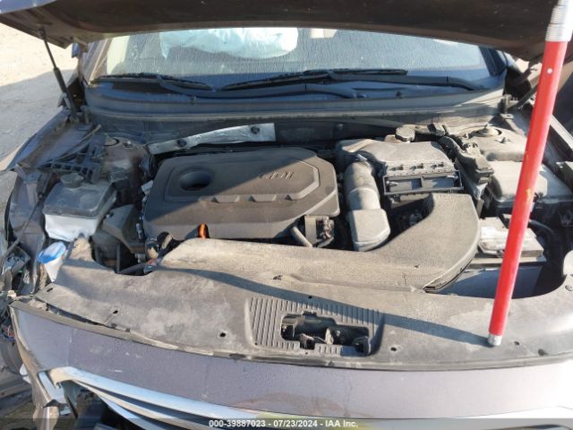 Photo 9 VIN: 5NPE24AF1GH261077 - HYUNDAI SONATA 