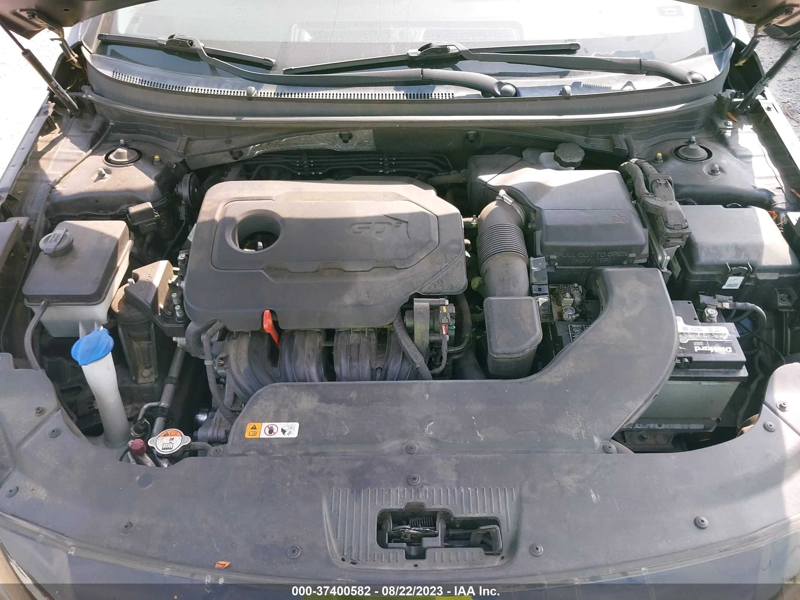 Photo 9 VIN: 5NPE24AF1GH266523 - HYUNDAI SONATA 