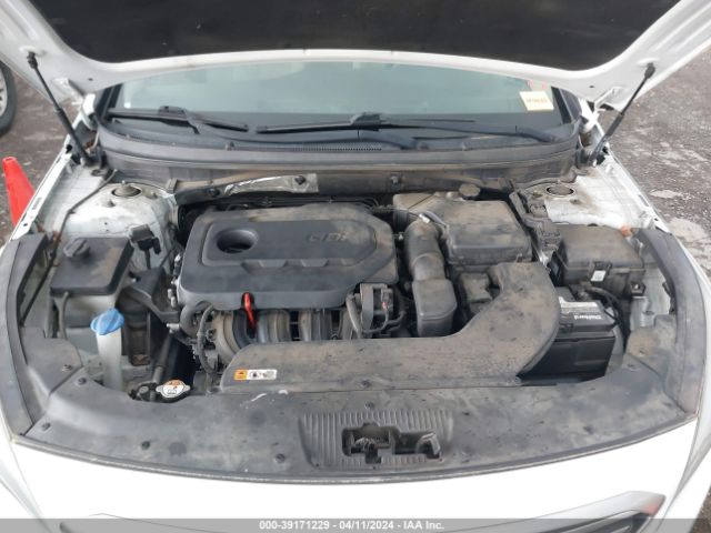 Photo 9 VIN: 5NPE24AF1GH274153 - HYUNDAI SONATA 