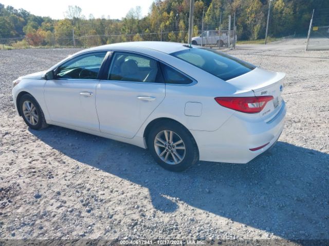 Photo 2 VIN: 5NPE24AF1GH277103 - HYUNDAI SONATA 