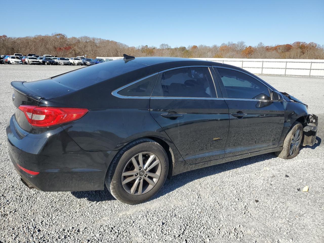 Photo 2 VIN: 5NPE24AF1GH277294 - HYUNDAI SONATA 