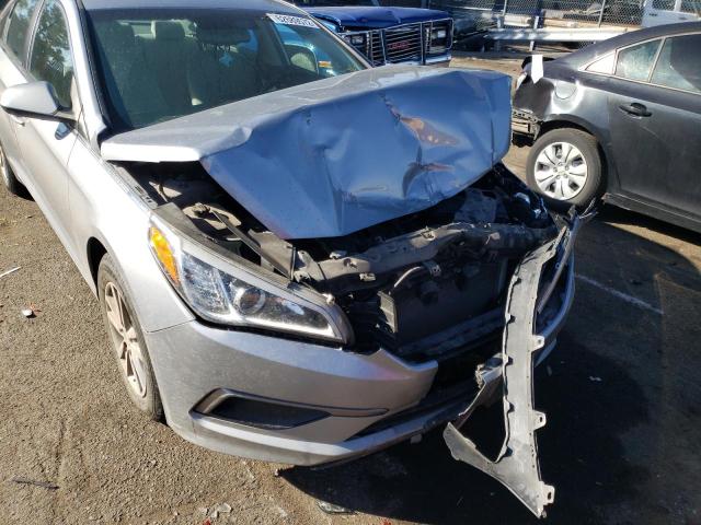 Photo 8 VIN: 5NPE24AF1GH307877 - HYUNDAI SONATA SE 