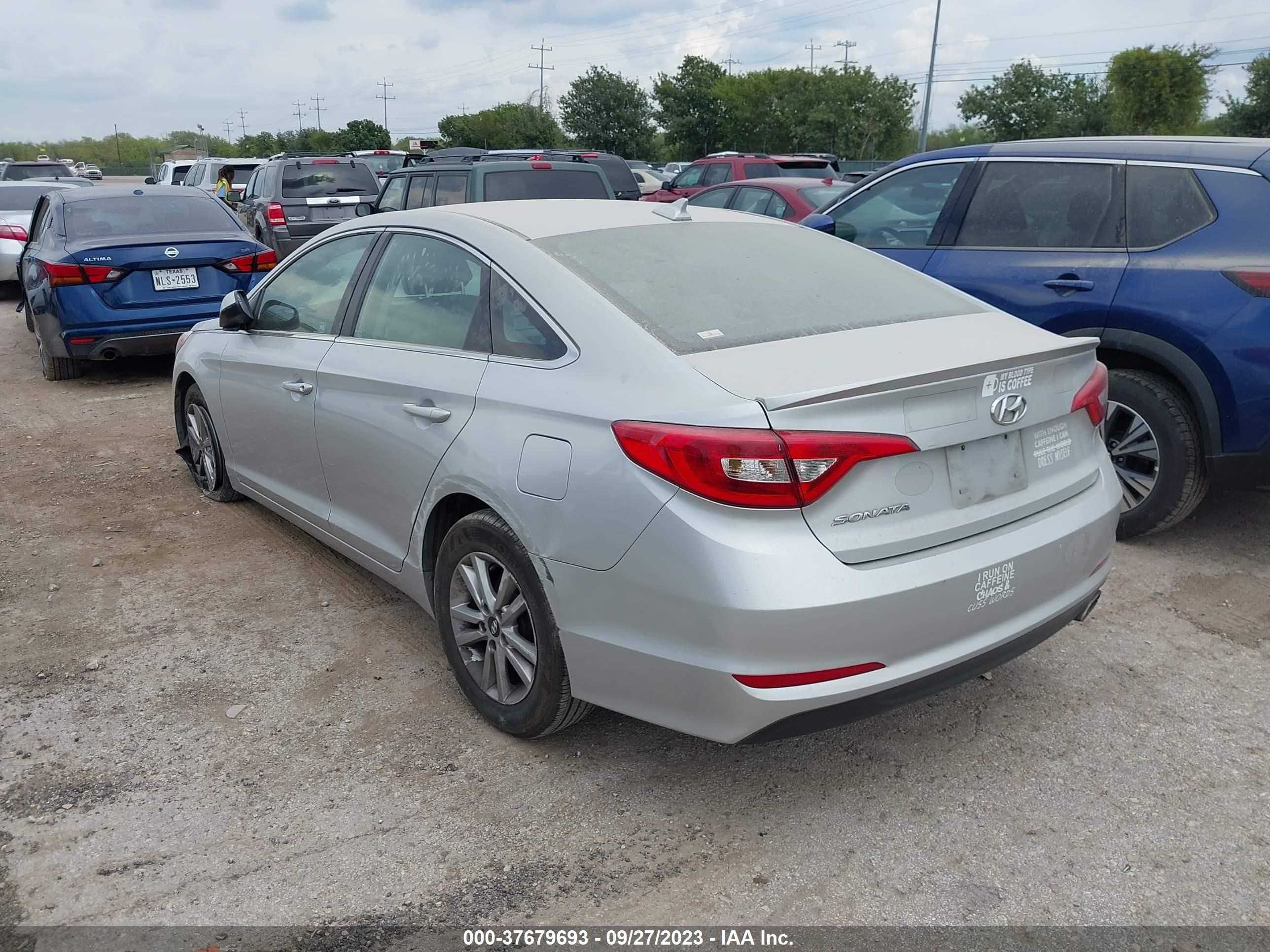 Photo 2 VIN: 5NPE24AF1GH316398 - HYUNDAI SONATA 