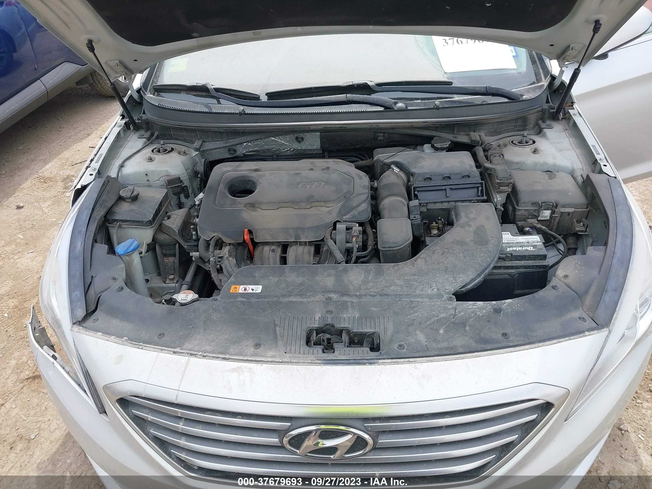 Photo 9 VIN: 5NPE24AF1GH316398 - HYUNDAI SONATA 