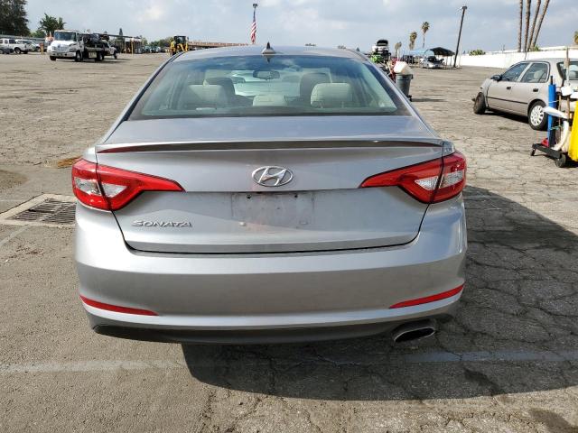 Photo 5 VIN: 5NPE24AF1GH324713 - HYUNDAI SONATA SE 