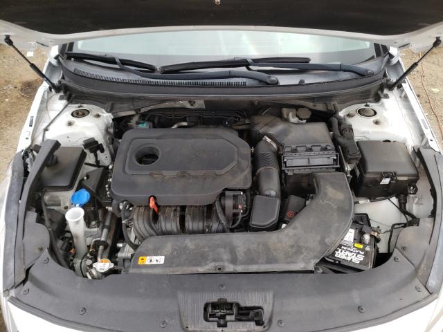 Photo 6 VIN: 5NPE24AF1GH327885 - HYUNDAI SONATA SE 