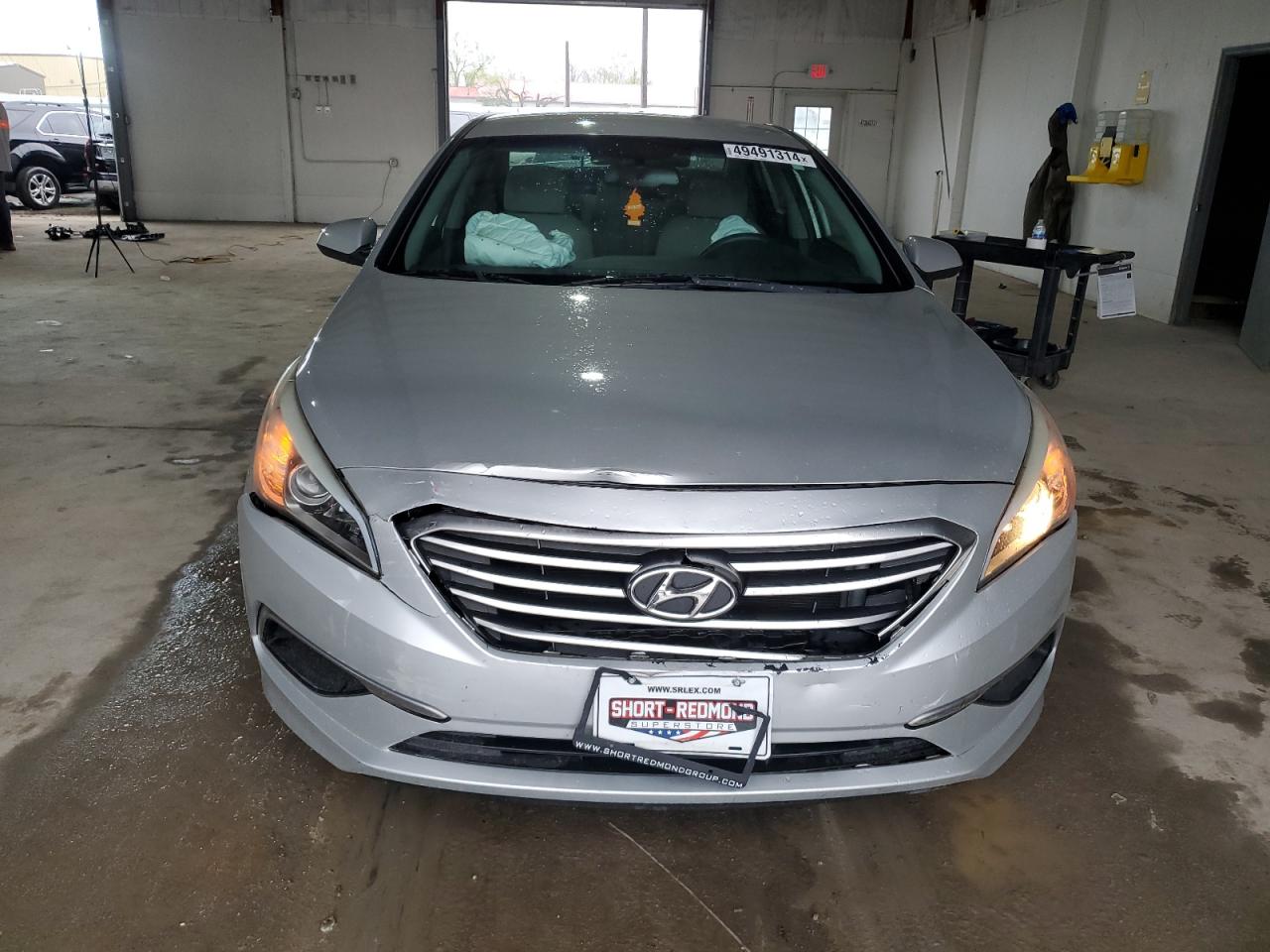 Photo 4 VIN: 5NPE24AF1GH332939 - HYUNDAI SONATA 