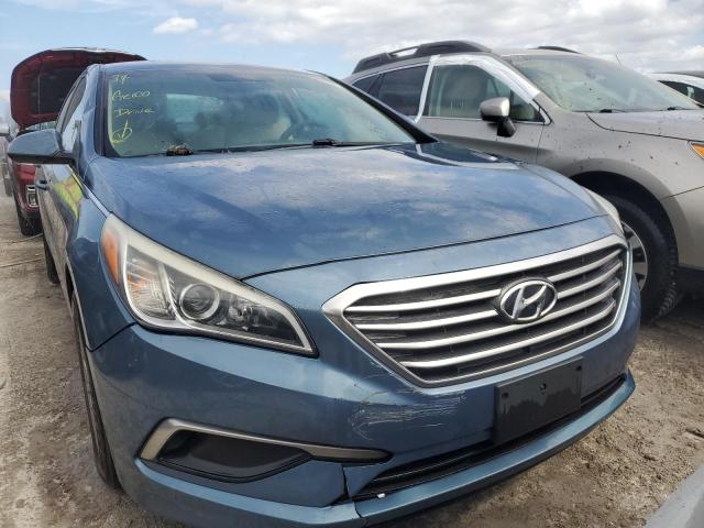 Photo 4 VIN: 5NPE24AF1GH335663 - HYUNDAI SONATA SE 