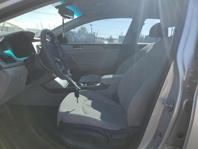 Photo 6 VIN: 5NPE24AF1GH339499 - HYUNDAI SONATA SE 