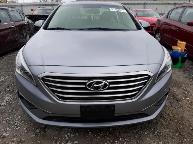 Photo 4 VIN: 5NPE24AF1GH340006 - HYUNDAI SONATA SE 