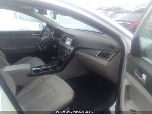 Photo 4 VIN: 5NPE24AF1GH340426 - HYUNDAI SONATA 