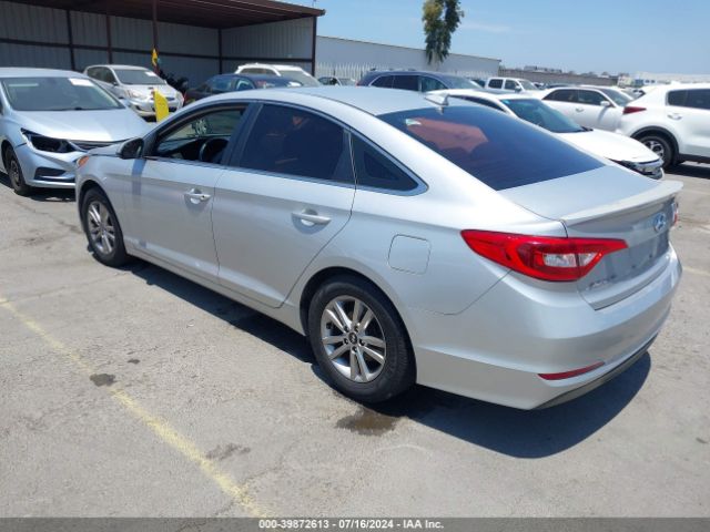 Photo 2 VIN: 5NPE24AF1GH346467 - HYUNDAI SONATA 