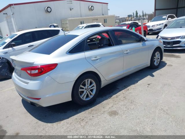 Photo 3 VIN: 5NPE24AF1GH346467 - HYUNDAI SONATA 