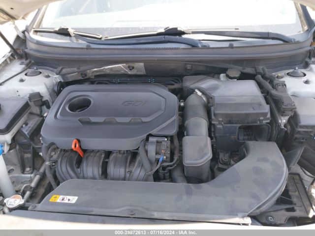 Photo 9 VIN: 5NPE24AF1GH346467 - HYUNDAI SONATA 