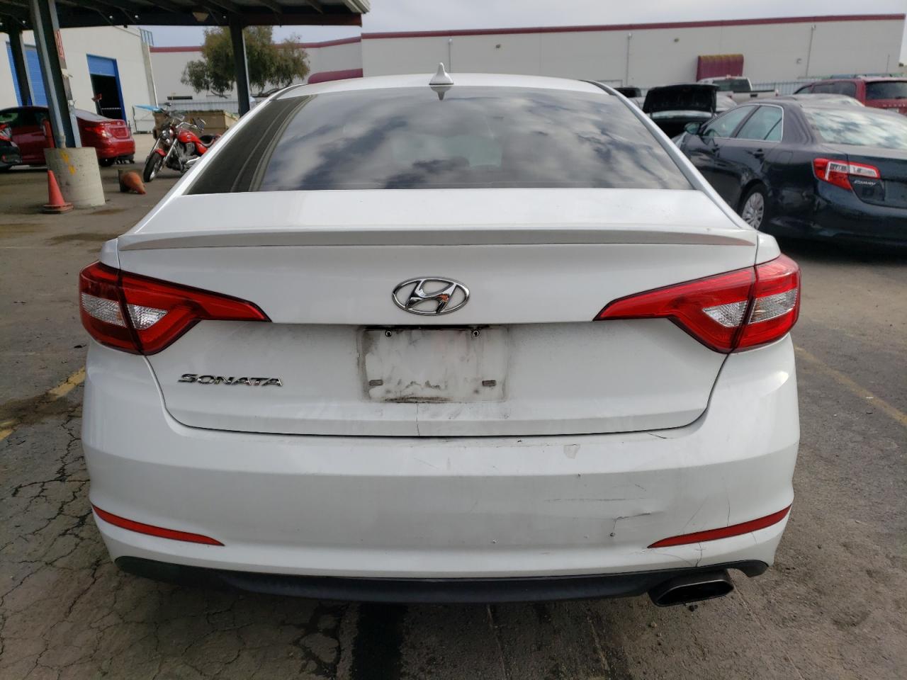 Photo 5 VIN: 5NPE24AF1GH349496 - HYUNDAI SONATA 