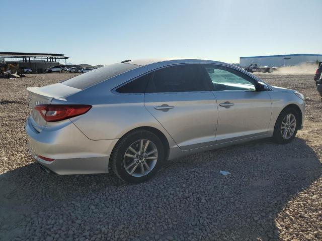 Photo 2 VIN: 5NPE24AF1GH357016 - HYUNDAI SONATA SE 