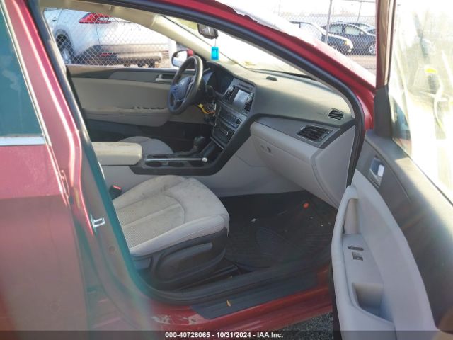 Photo 4 VIN: 5NPE24AF1GH357789 - HYUNDAI SONATA 